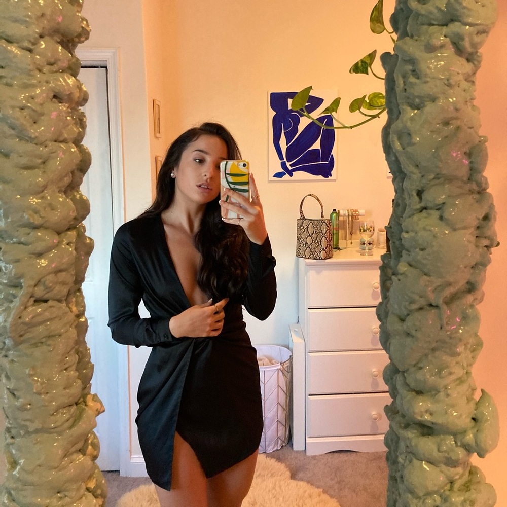 Black silk Fashion Nova Dress